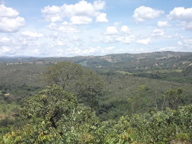 Terreno rural 36.000m², rios nos fundos, muito verde, Serra do Cipó (Temos varias opções).
