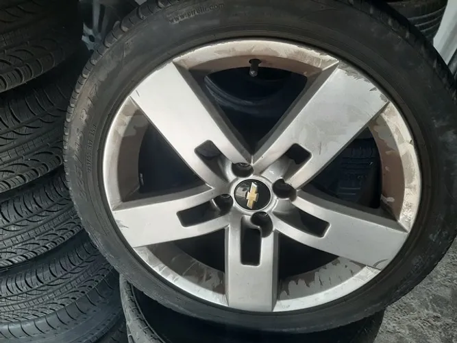 Roda aro 17 Volcano Strong Prata Vw Gol 4x100