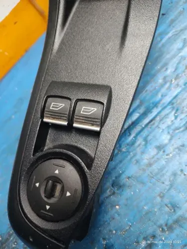 botão vidro elétrico New fiesta esquerdo