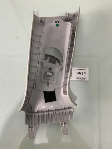 Moldura Coluna Central Superior Esquerdo Vw Polo Manual 2020