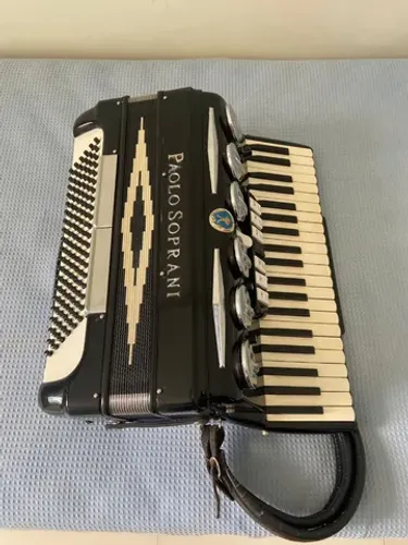 Acordeon Paolo Soprani