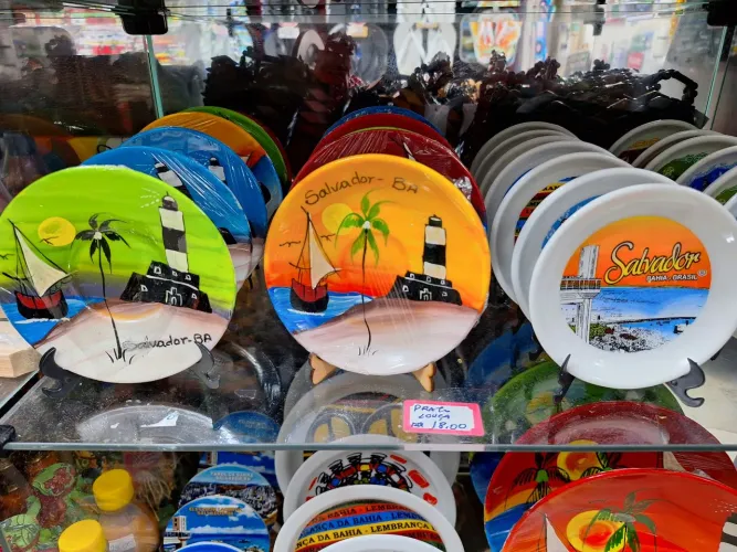 Prato com ponto turístico Farol da Barra