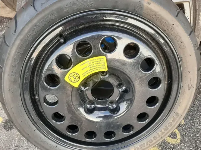Estepe fino Roda reserva de socorro sos Bmw e Mercedes Roda de alumínio com Pneu