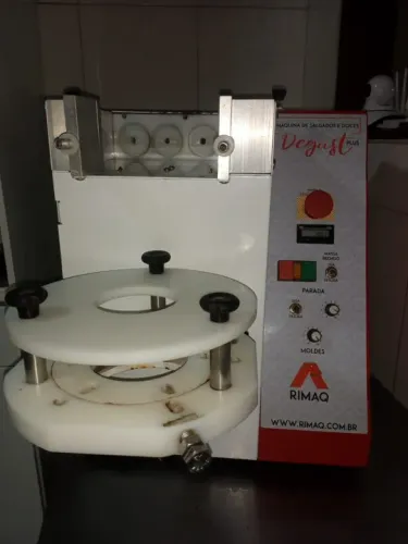 Maquina modeladora de salgados Rimaq