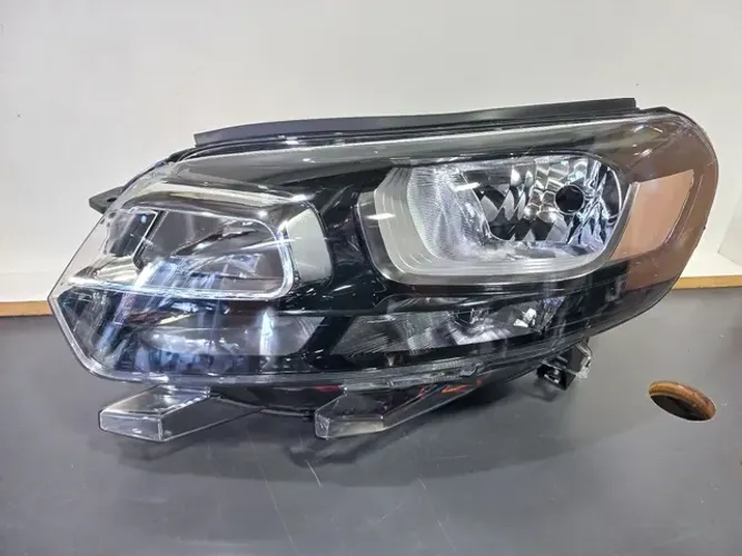 Farol Citroen Jumpy Fiat Scudo 2018 2019 2020 2021 2022 2023 2024 Novo