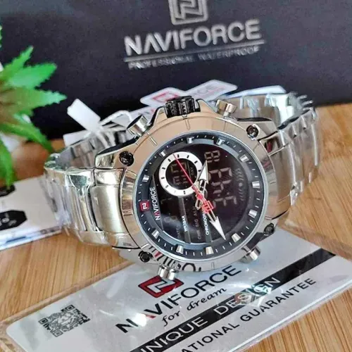 Relógio Digital e analógico - Marca Naviforce