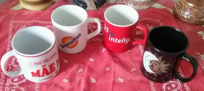 CANECAS EM PORCELANA