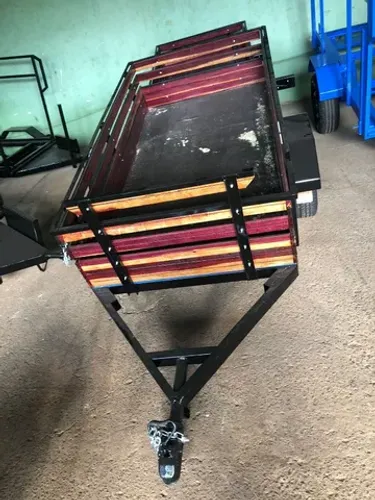 Reboque Fazendinha 1,10 x 2,00 ... à pronta entrega .. Promoção na Fabrica !!