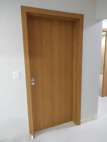 Portas pet pvc Cinza e Madeira