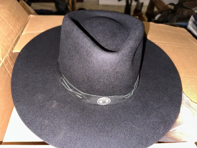Chapéu de feltro preto Pralana TAM 61