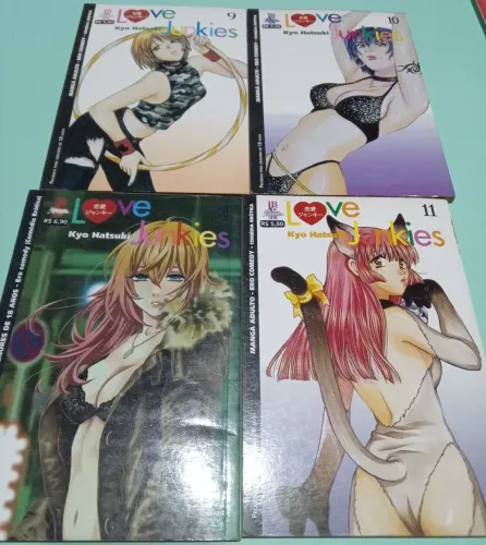 Kit com Quatro mangás Love junkies em português: 9, 10, 11 e 48 