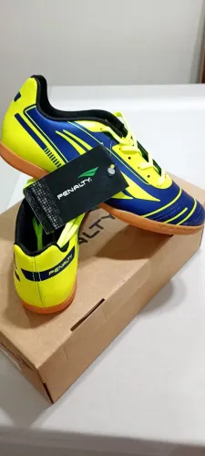 CHUTEIRA FUTSAL PÊNALTY ZERADA