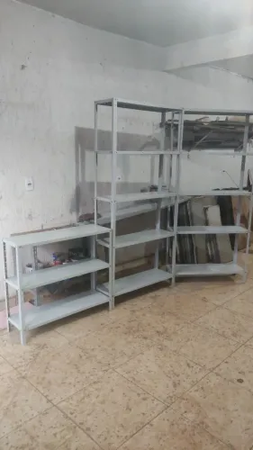 Estantes de aço 30cm 