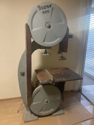 Serra de fita SC 600 Sicar (profissional)