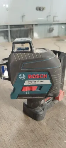 Laser de Linha Bosch GLL 3-300
