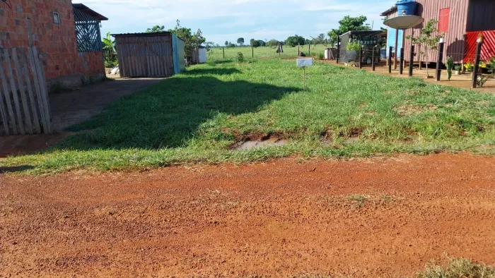 Vendo terreno ou troco por moto Lander ou XRE 300.