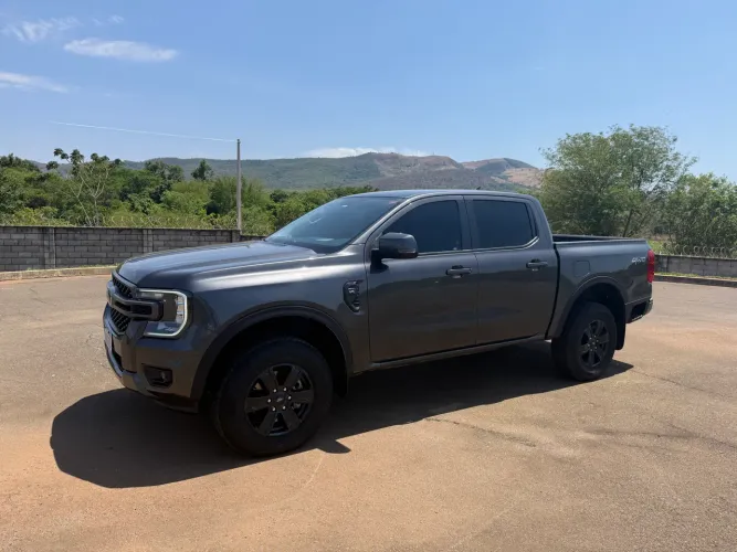 Ford Ranger XLS 3.0 V6 4X4 CD Diesel Aut. 2024
