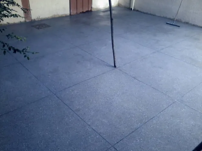 Piso granilite! Durabilidade e para sua casa ou loja. Solicite já um orçamento!