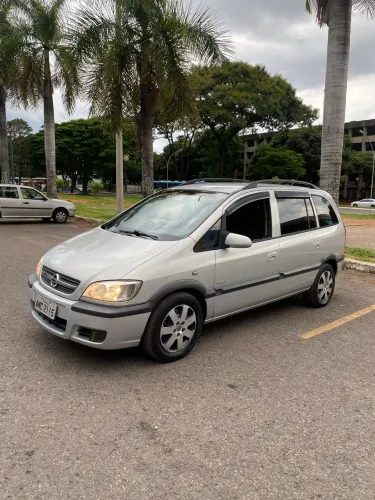 Chevrolet Zafira Elegance 2.0 MPFI Flexpower 8V 5P 2005