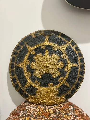 Grande calendário maia de parede