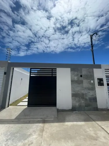 Casa à venda no Centro da Barra dos Coqueiros