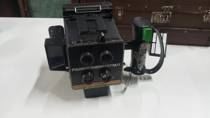 Câmera Polaroid Miniportrait