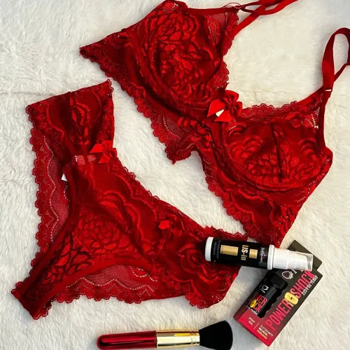 Lindas lingeries conjuntos e pijamas