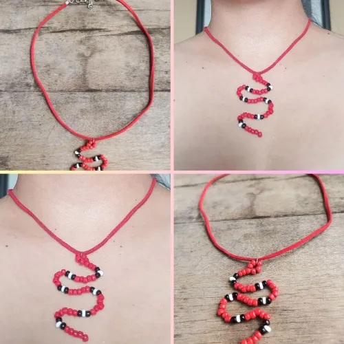 Colar Camurça cobra coral 