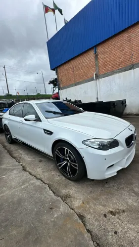 Sucata BMW M5 2015