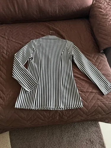 BLAZER ALONGADO COM LISTRAS VERTICAL