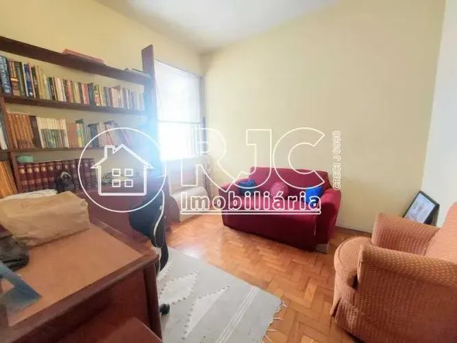 Imóvel para venda tem 271 metros quadrados com 4 quartos em Vila Isabel - Rio de Janeiro -