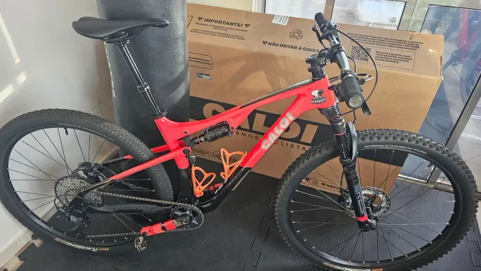 Caloi Carbono Full - Elite Carbon FS - 29