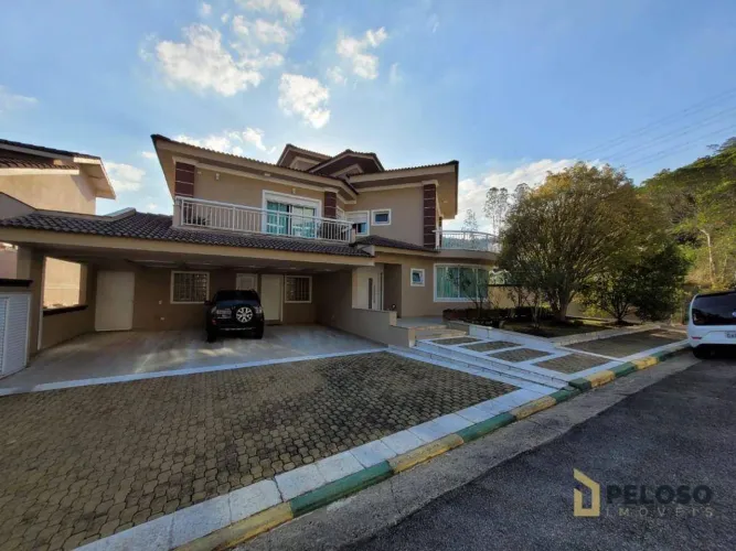Casa em condomínio à venda | 1.200m² | 4 suítes | espaço gourmet | 6 vagas | Jardim Itatin