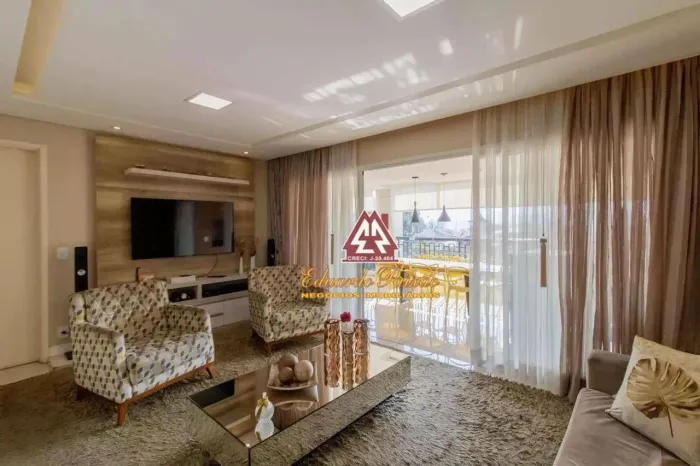 Apartamento á venda no Condomínio Sólon Vila Rosália.