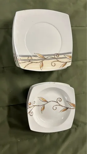 Jogo de Pratos Decorados
