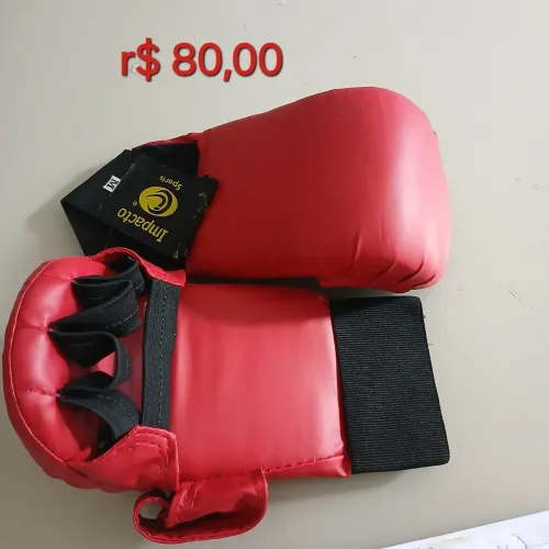 Luva de karatê M por R$ 80,00