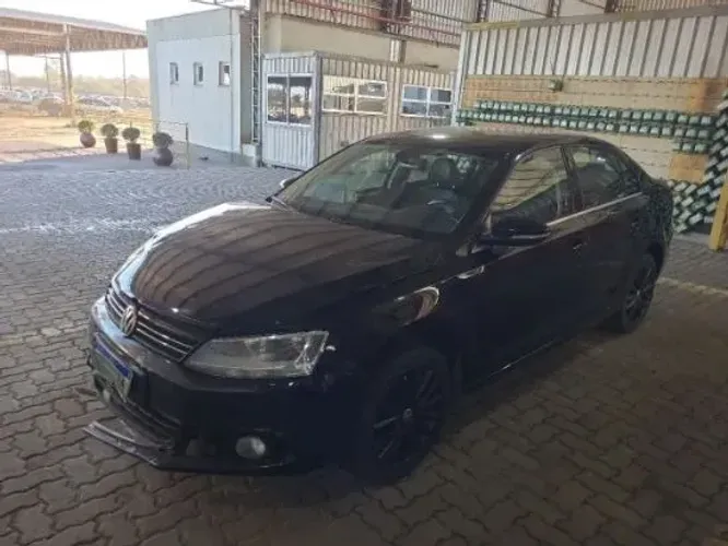 SUCATA VOLKSWAGEN JETTA TSI 2.0 200CV - 2011
