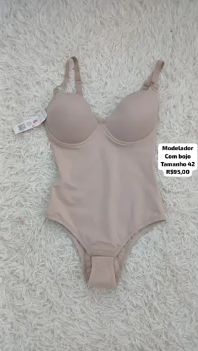 Modelador feminino com bojo