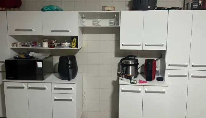 Vendo armário de cozinha completo