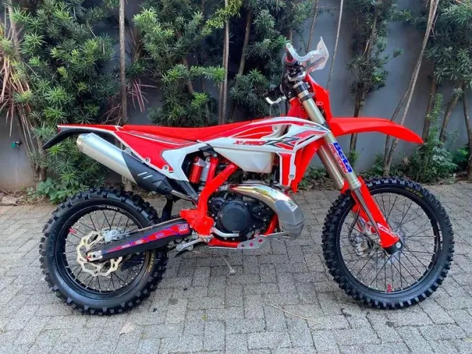 BETA RR X-PRO 300 2T 2025