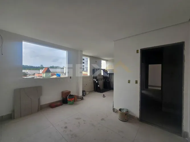 Apartamento à Venda com 03 Quartos no Bairro Ipiranga em Divinópolis MG.
