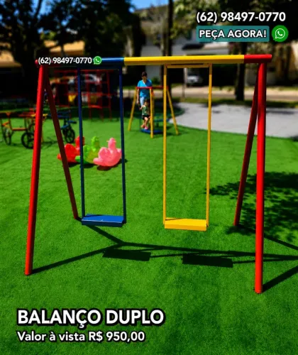 Brinquedos de parquinho infantil