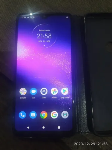 Celular Motorola One Macro
