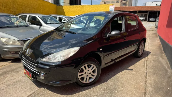 Peugeot 307 Sed. Presence 1.6 Flex 16V 4P 2011