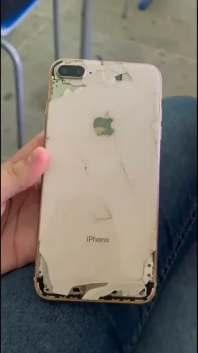 iPhone 8 Plus 