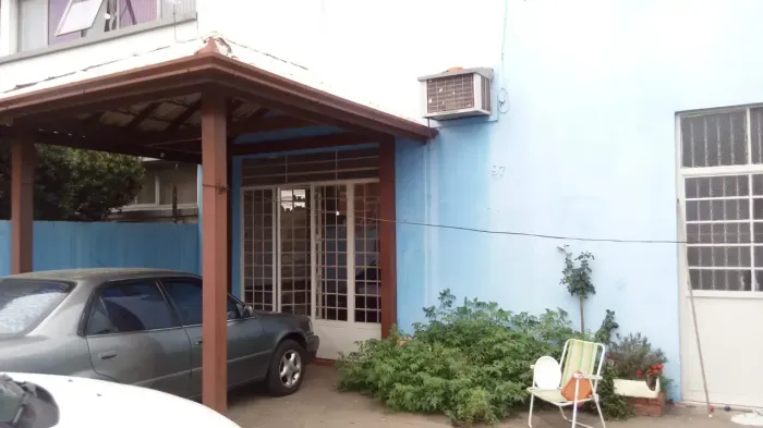 Imóvel para aluguel e venda com 280 metros quadrados em Navegantes - Porto Alegre - RS