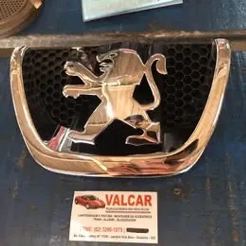 Emblema da grade Dianteria Peugeot 207/2007/308/408