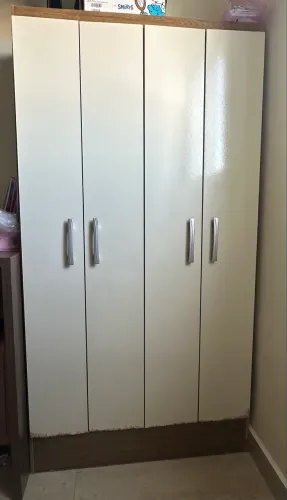 Armário multiuso