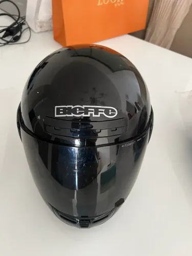 Capacete bieefe preto