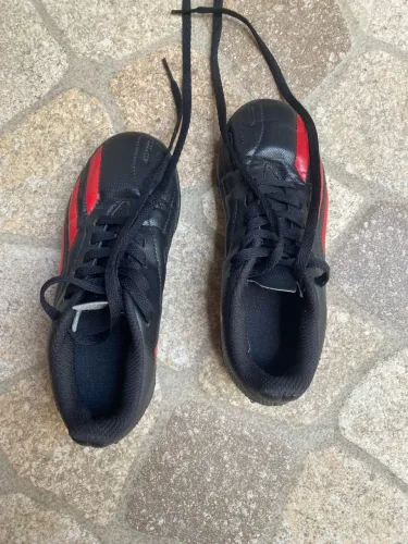 Chuteira Addidas